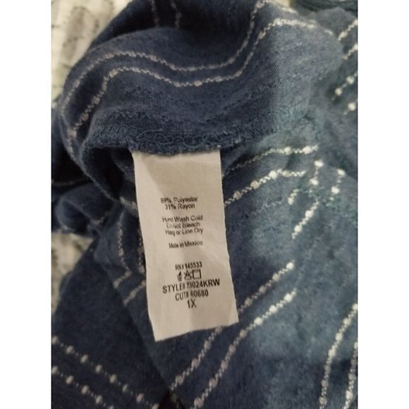 W5 Woman’s Top Sz 1X Blue Striped Ruffled 3/4 Sleeve Pullover Blouse - Picture 6 of 6